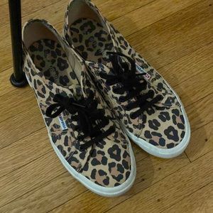 Cute supergas worn only occasionally this year